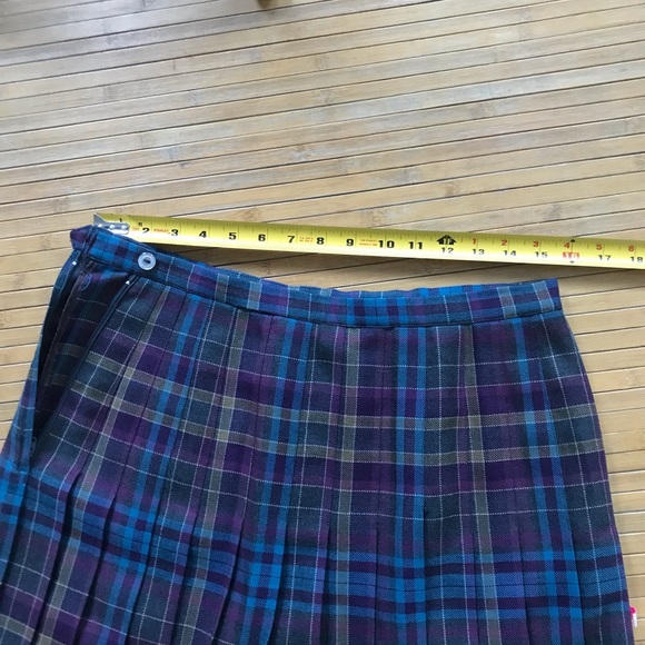 Vintage wool kilt skirt - Picture 6 of 11
